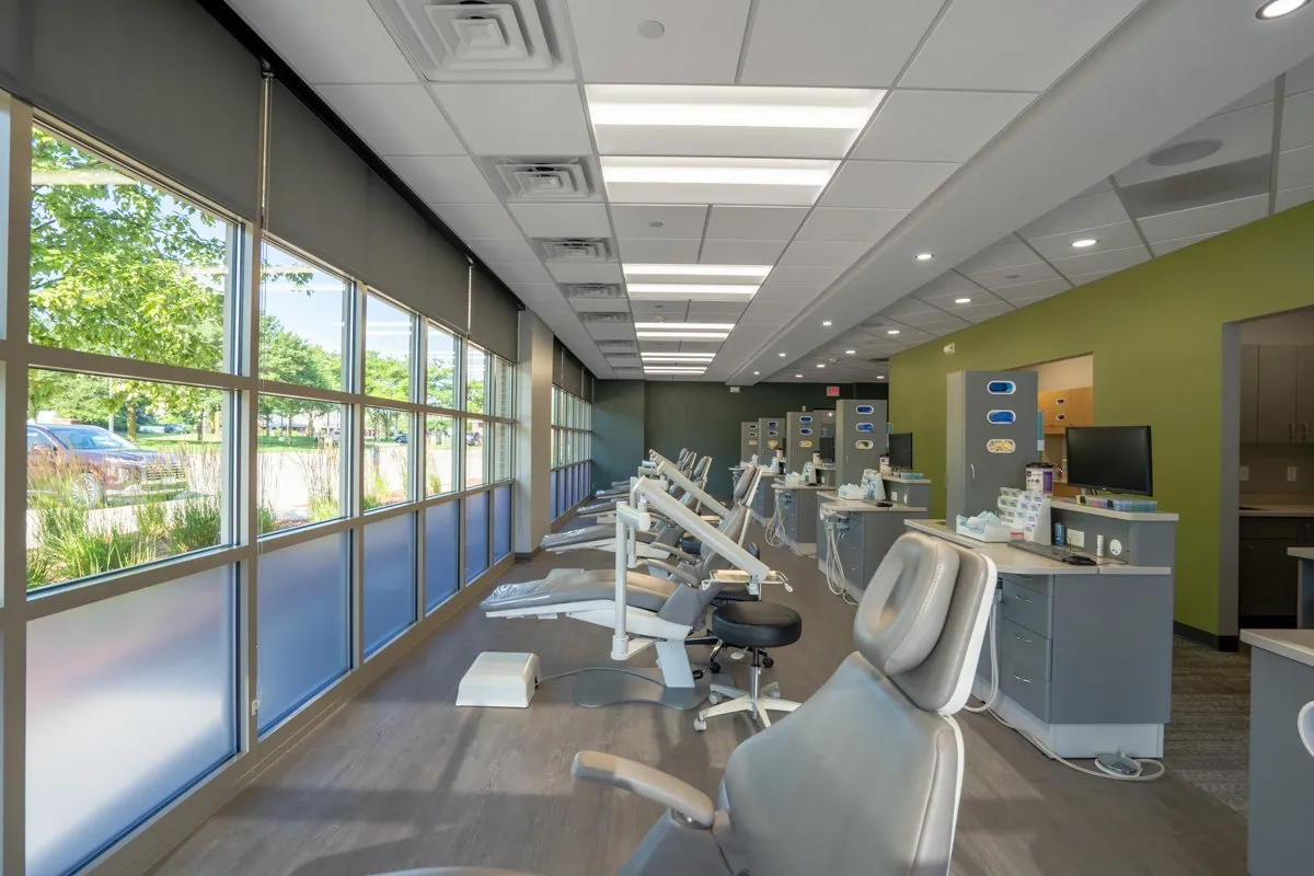 Bernhardt & Smith Orthodontics 50th Street office building exterior